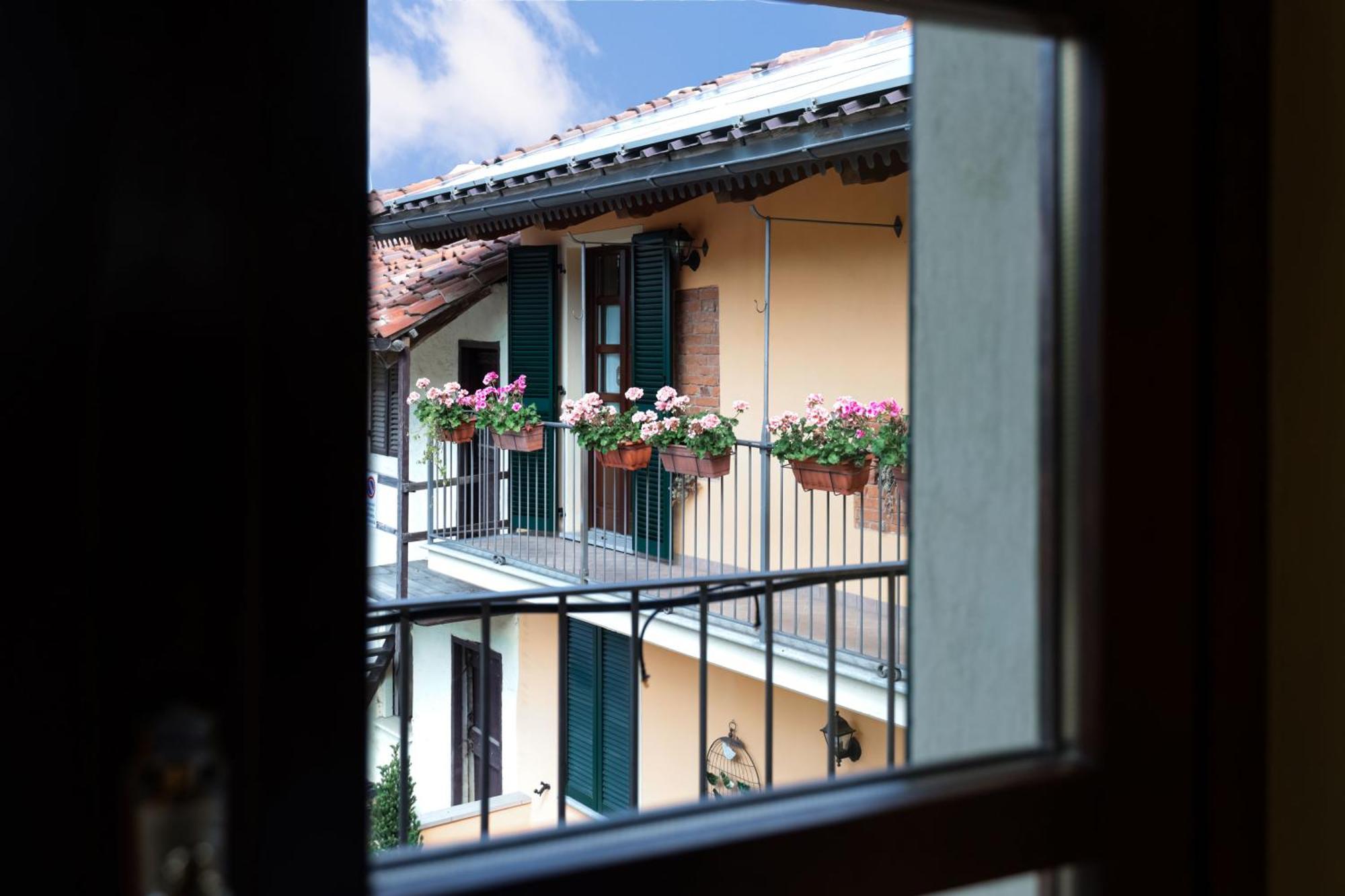 La Cantinella Country House La Morra Exterior foto